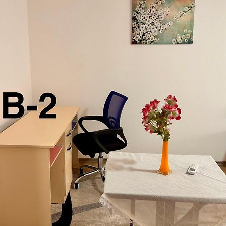 Driteza Hotel Korce Ngoại thất bức ảnh