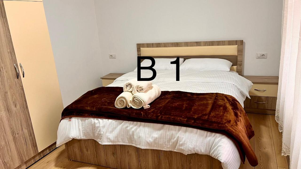 Driteza Hotel Korce Ngoại thất bức ảnh